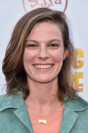 Lindsay Burdge - Biography