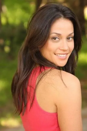 Fernanda Andrade - Biography