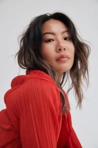 Nicole Kang - Biography