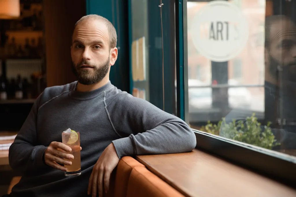 Ben Sinclair - Biography