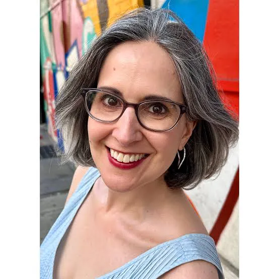 Stephanie D’Abruzzo Biography: Husband, Age, Height, Net Worth, Movies, Songs, TV Shows, Books, Instagram