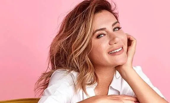 Ayla Çelik Biography: Partner, Age, Religion, Net Worth, Parents, Songs, Height, Wikipedia