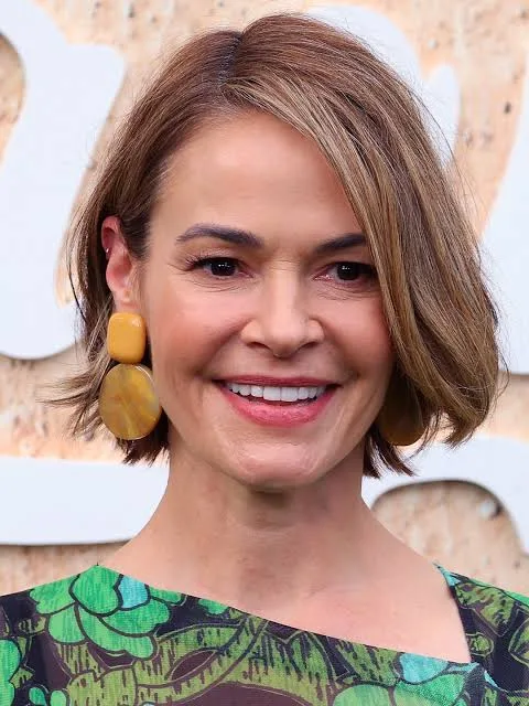 Leisha Hailey Biography: Partner, Age, Height, Net Worth, Parents, Movies, TV Shows & Songs