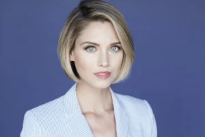 Christine Donlon - Biography