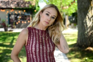 Alba August