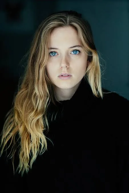 Hannah Rae - Biography