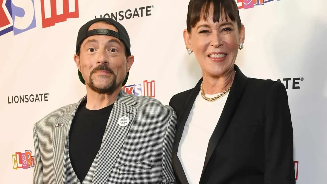 Jennifer Schwalbach Smith Biography: Husband, Age, Kids, Height, Net Worth, Parents, Movies & Podcasts