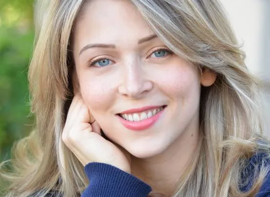 Ashley Peldon Biography: Movies & TV Shows, Net Worth, Husband, Age, Kids, Height, Parents, Siblings, Awards