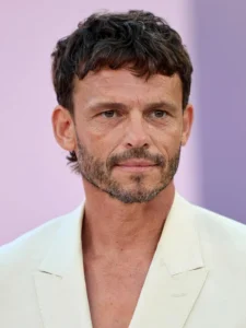Arnaud Binard - Biography