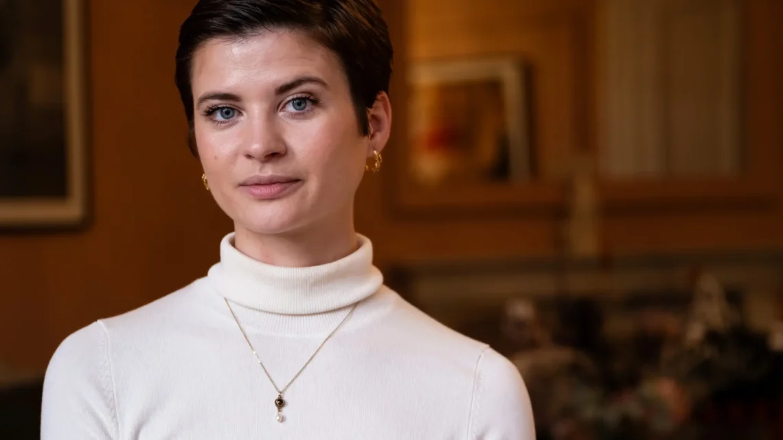 Hanna Ardéhn Biography: Age, Net Worth, Parents, Height, Movies & TV Shows, Career, Awards, Husband