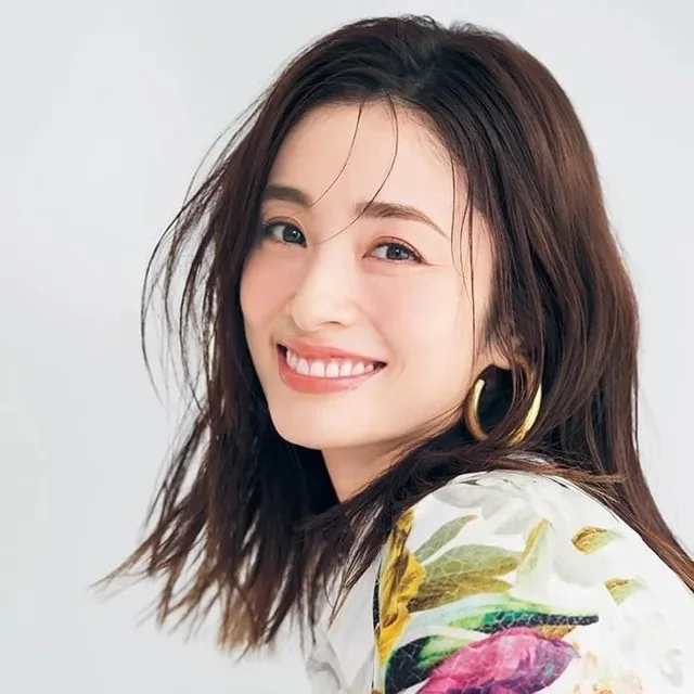 Aya Ueto Biography: Husband, Age, Kids, Net Worth, Parents, Songs, Movies & TV Shows, Awards