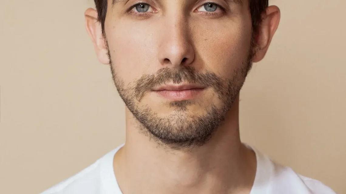 Emiliano Zurita Biography: Age, Parents, Siblings, Net Worth, Movies & TV Shows, Wife, Instagram