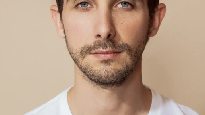 Emiliano Zurita Biography: Age, Parents, Siblings, Net Worth, Movies & TV Shows, Wife, Instagram