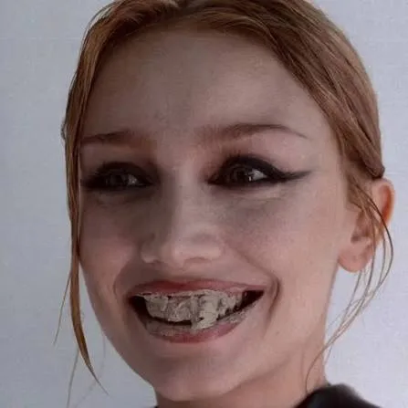 Cailin Russo - Biography