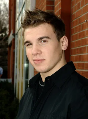 Shane Kippel Biography: Age, Parents, Height, Net Worth, Movies & TV Shows, Relationship
