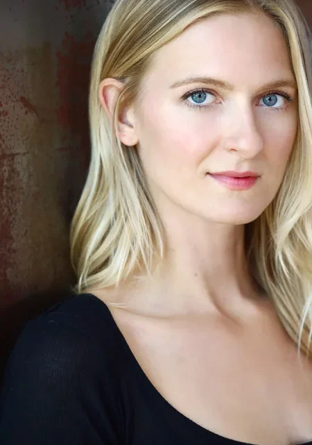 Sorel Carradine Biography: Age, Husband, Net Worth, Parents, Movies & TV Shows, Height