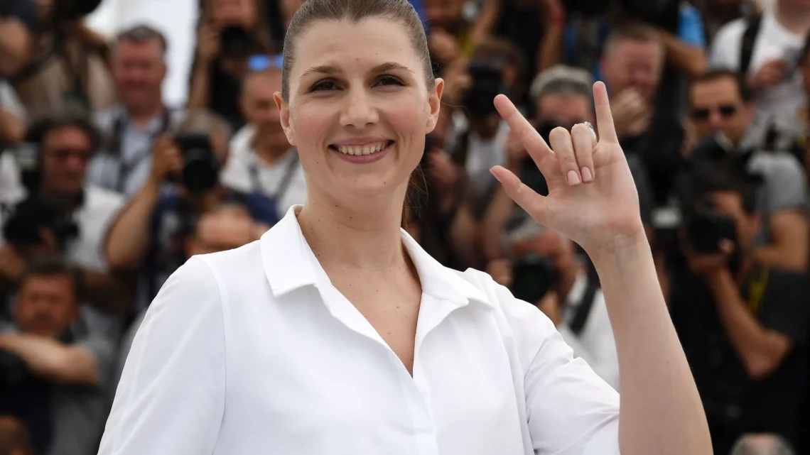 Maryana Spivak Biography: Age, Husband, Son, Net Worth, Parents, Movies & TV Shows, Height