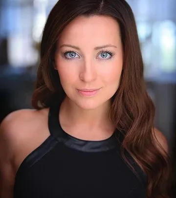 Ashley Leggat Biography: Husband, Age, Kids, Height, Net Worth, Parents, Movies & TV Shows, Siblings