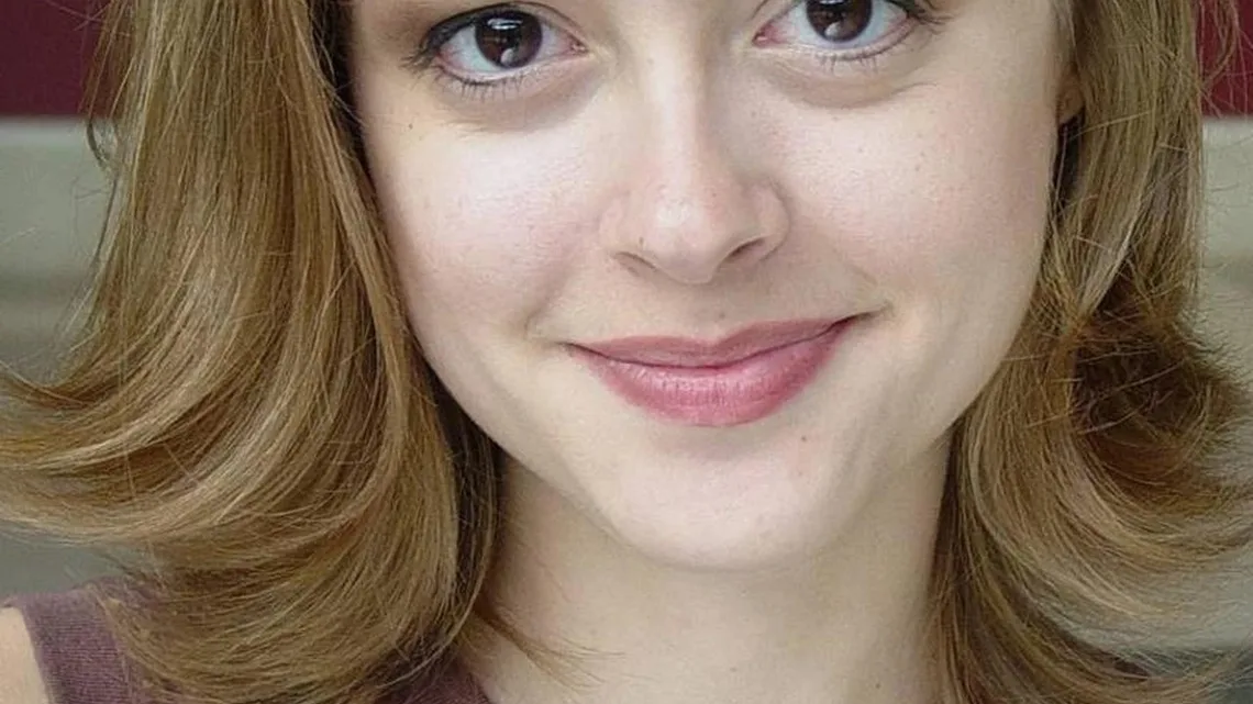 Lauren Ashley Carter Biography: Age, Height, Net Worth, Parents, Movies & TV Shows, Partner