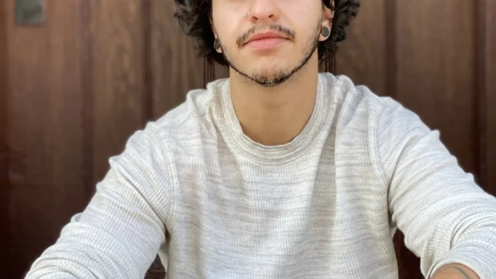Zach Barack Biography: Age, Net Worth, Parents, Height, Movies & TV Shows, Career, Siblings