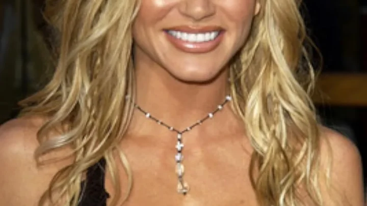 Nikki Ziering Biography: Ex-Husband, Age, Height, Net Worth, Parents, Movies & TV Shows