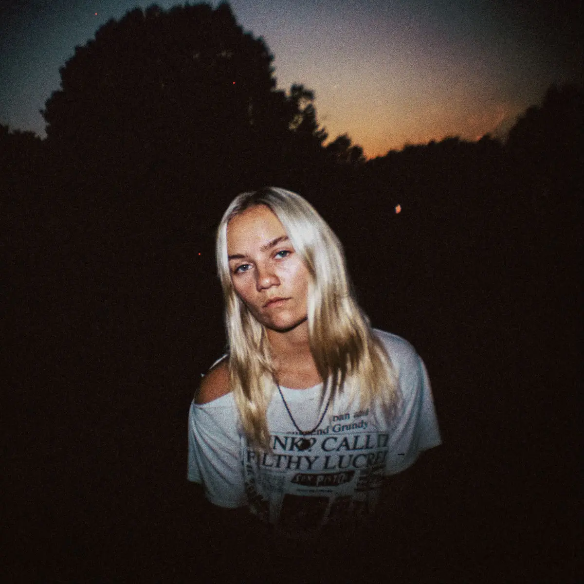 Carlie Hanson - Biography