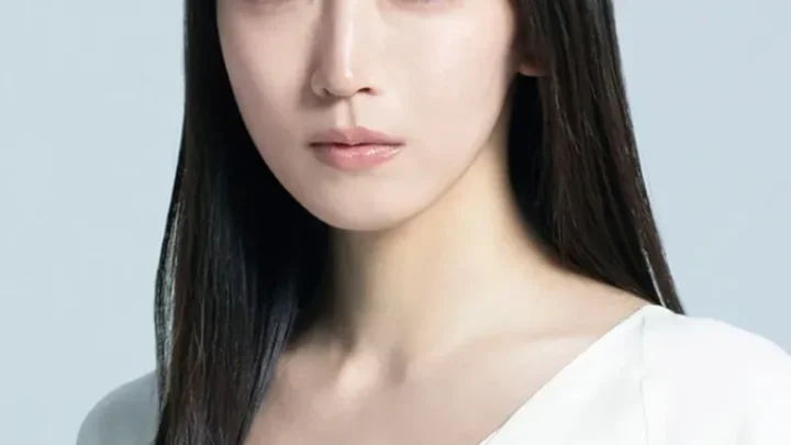 Riho Yoshioka Biography: Age, Parents, Siblings, Height, Net Worth, Movies & TV Shows, Husband