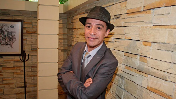 Roberto Sosa Biography: Age, Height, Net Worth, Wife, Parents, Movies & TV Shows, Instagram, YouTube Career
