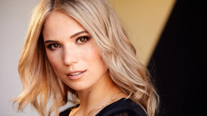 Katelyn Pippy Biography: Movies, TV Shows, Awards, Net Worth, Age, Husband, Children, Parents, Siblings, Wikipedia