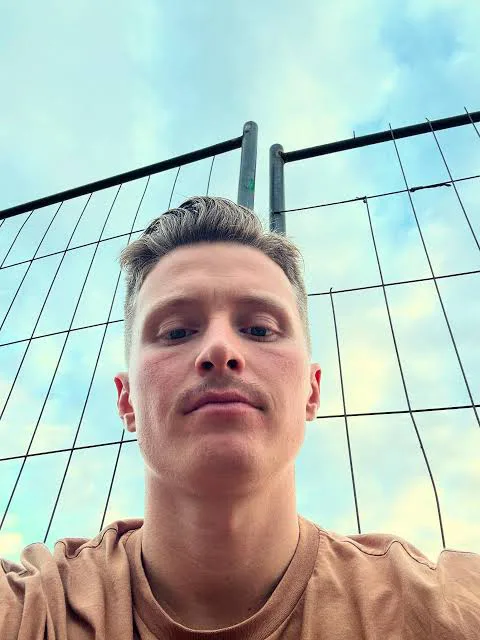 Jelle Florizoone Biography: Partner, TV Shows, Age, Height, Net Worth, Instagram, Parents, Movies