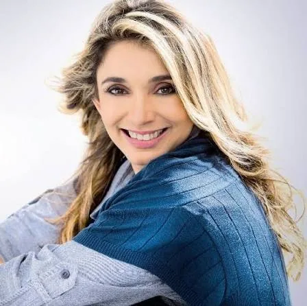 Soraya Moraes - Biography