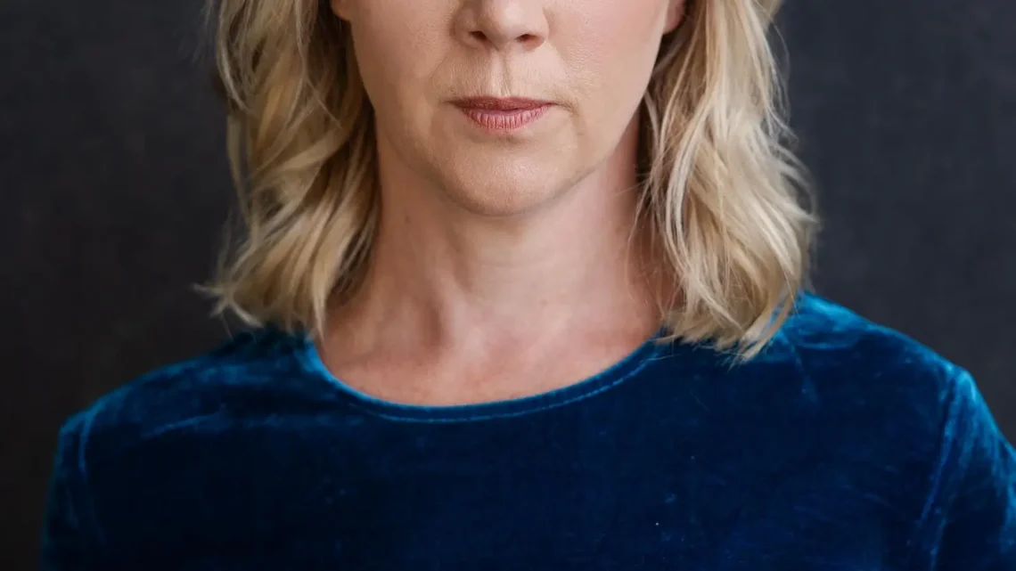 Sophie Hambleton Biography: Age, Height, Net Worth, Parents, Kids, Movies & TV Shows, Partner