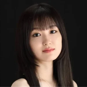 Suzuka Ohgo - Biography
