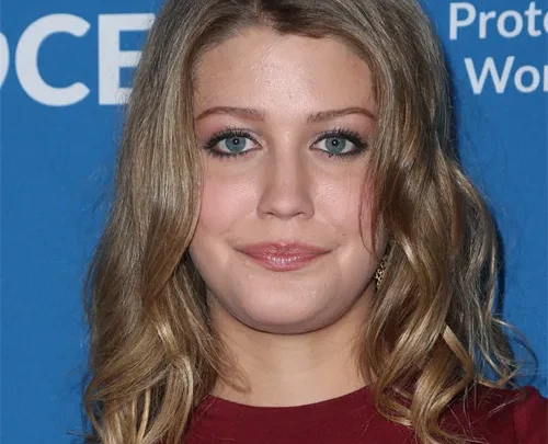 Katie Garfield Biography: Husband, Age, Kids, Height, Net Worth, Parents, Movies & TV Shows, Songs