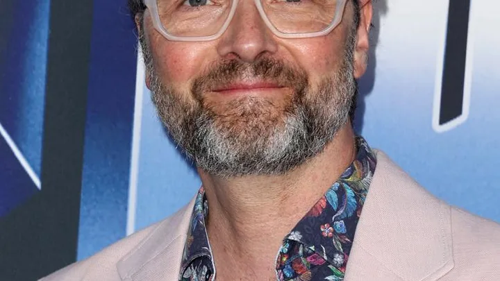 Chris Addison Biography: Net Worth, Wife, Children, Height, Age, Parents, Awards, Movies & TV Shows