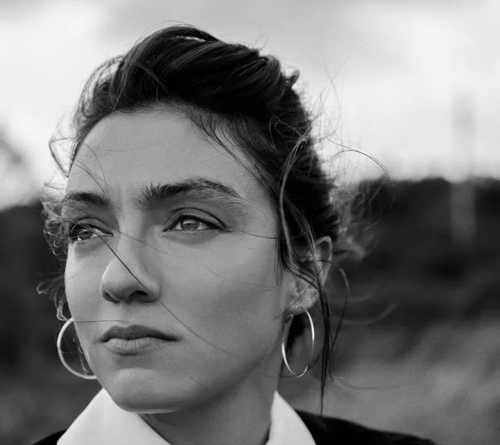 Merve Dizdar Biography: Husband, Age, Height, Net Worth, Parents, Movies & TV Shows, Awards