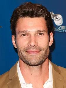 Aaron O'Connell - Biography