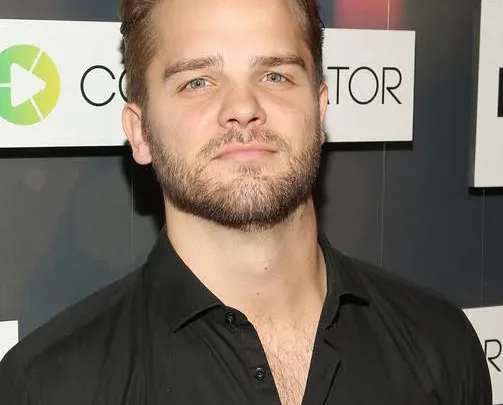 T.J. Linnard Biography: Net Worth, Movies, Age, Height, TV Shows, Real Name, Books, Wife, Height, Facebook