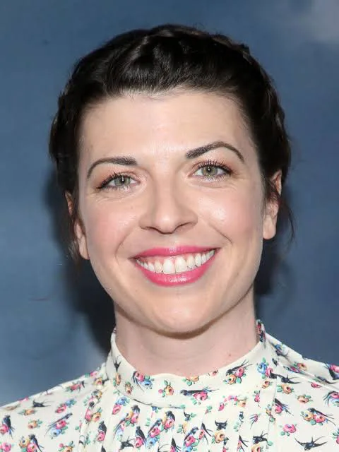 Megan Ganz Biography: Movies, Height, Net Worth, Instagram, Parents, TV Shows, Husband, Age, Books, Awards
