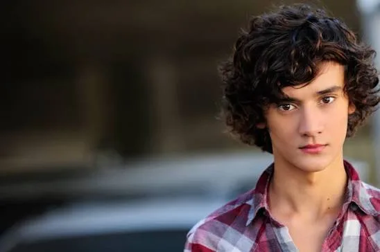 Masam Holden Biography: Net Worth, Girlfriend, Age, Children, TV Shows, Parents, Religion