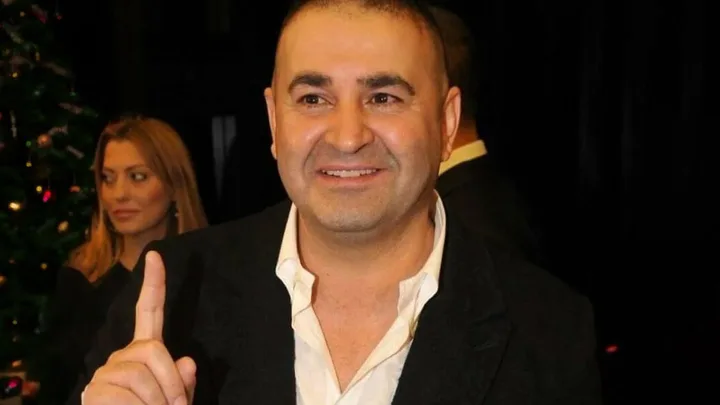 Şafak Sezer Biography: Wife, Age, Books, Kids, Height, Net Worth, Parents, Movies, TV Shows, Comedy, Instagram