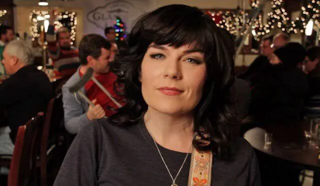 Karen Kilgariff Biography: Age, Net Worth, Podcast, Height, Partner, Books, Parents, TV Shows, Songs, Concerts