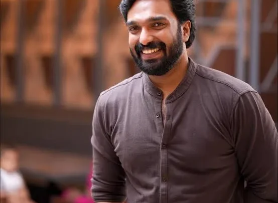 Amith Chakalakkal Biography: Age, Height, Net Worth, Parents, Movies & TV Shows, Career