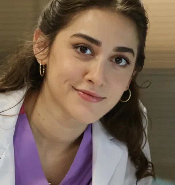 Nil Sude Albayrak Biography: Age, Net Worth, Parents, Height, Movies & TV Shows, Career