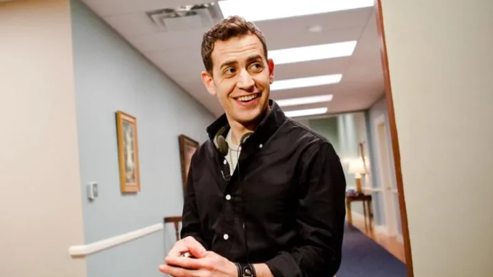 Jason Winer Biography: Wife, Age, Net Worth, Parents, Kids, Movies & TV Shows, Awards, Instagram