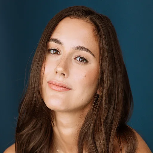 Zoë Belkin - Biography
