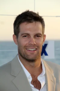 George Stults - Biography