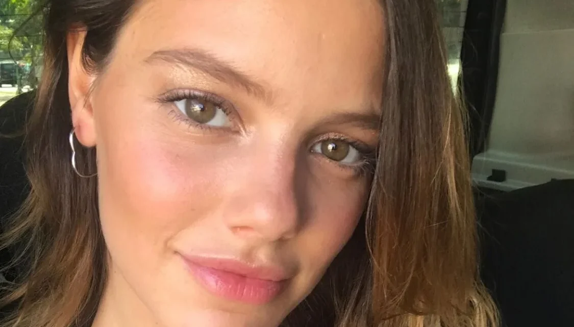 Laura Neiva Biography: Husband, Age, Kids, Height, Net Worth, Parents, Movies & TV Shows