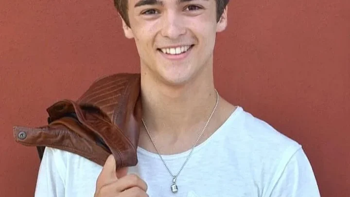 Leonardo Cecchi Biography: Instagram, Age, Siblings, Height, Net Worth, Movies, Awards, TV Shows, Parents, Fiancèe