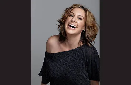 Kirsten Smith - Biography